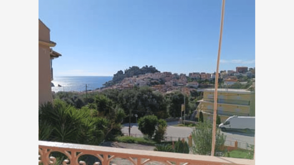 Vila Manthos