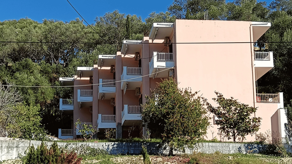 Vila Manthos