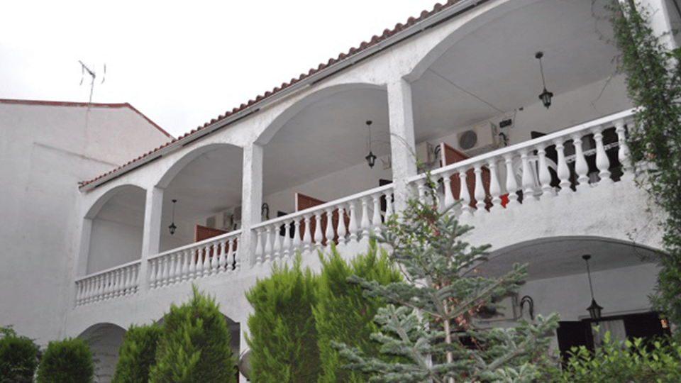 Vila Nikos Suites